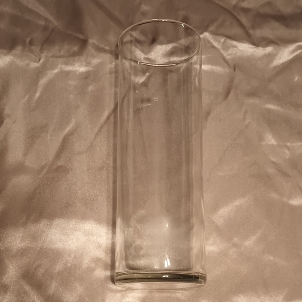 Elegant Clear Glass Vase